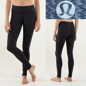 Lululemon Textured Ziggy Wee September Luon Leggings Size 8 Medium 30" Inseam
